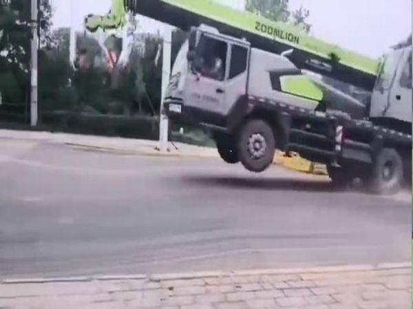 虹口区吊车租赁电话_吊车出租